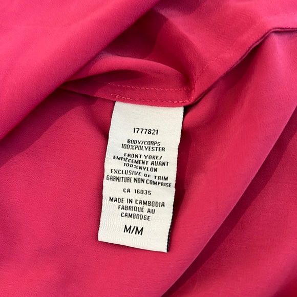 Nwt. Nicole miller blouse - Picture 5 of 5